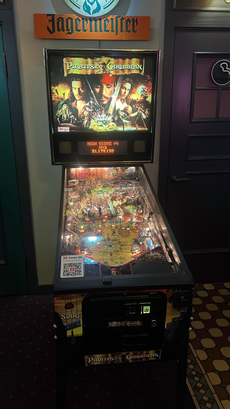 Игровой автомат Pinball Pirates of Caribbean
