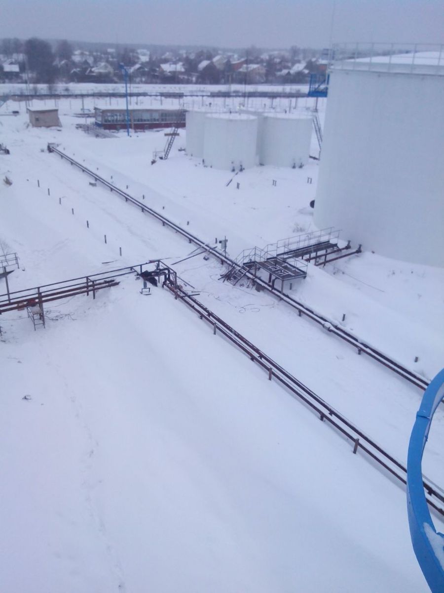 Нефтебаза по хранению и перевалке светлых неф