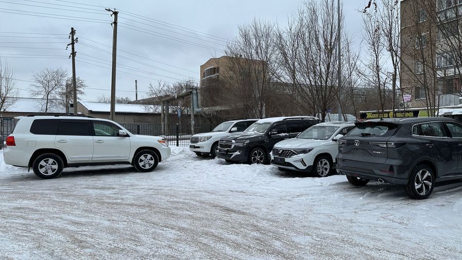 Автосалон
