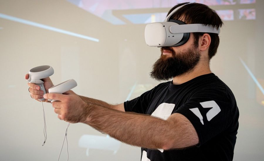 IT software company virtual augmented reality