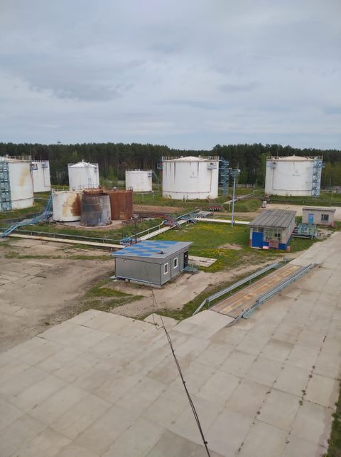 Нефтебаза по хранению и перевалке светлых неф