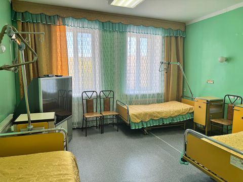 Действующий медицинский центр с недвижимостью