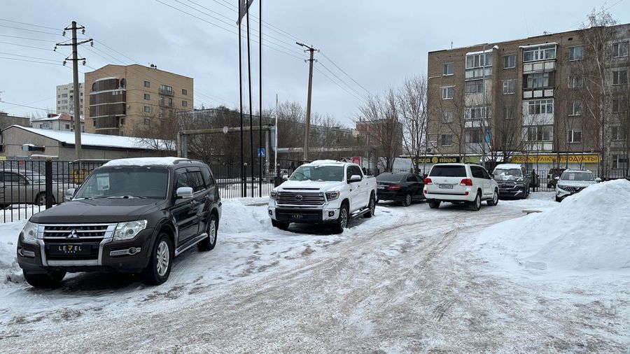 Автосалон