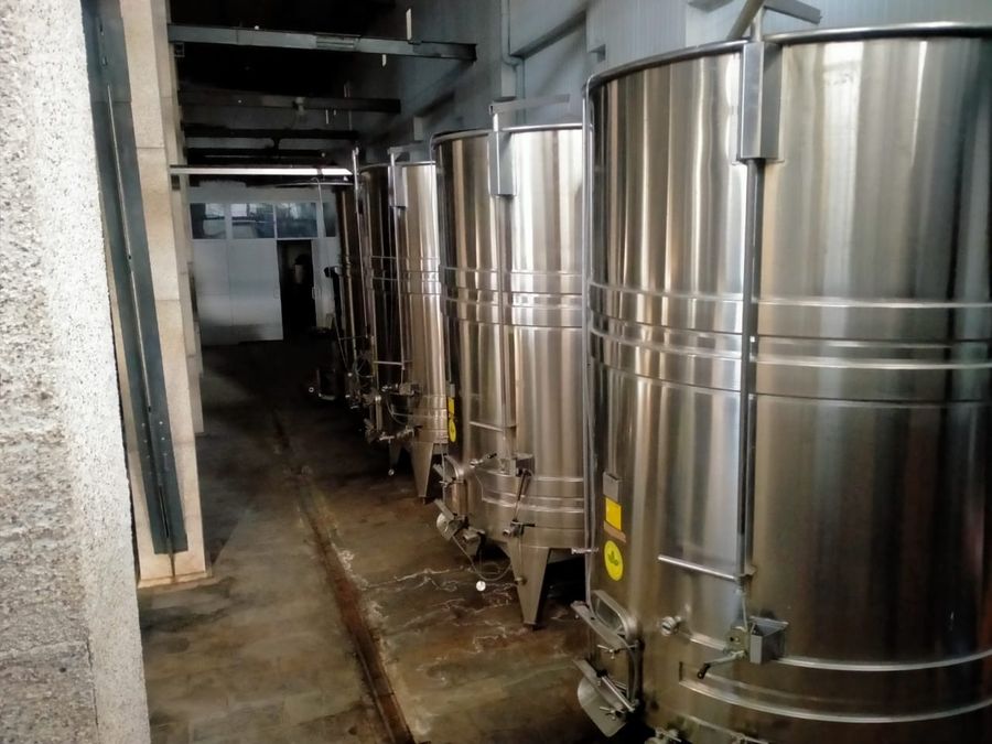 Завод по производству вина