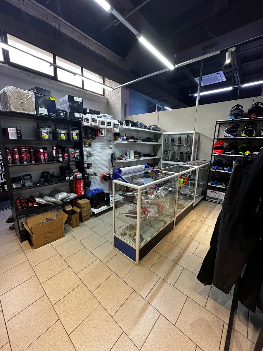 Магазин мотоэкипировки и мотозапчастей