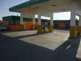 Автозаправочный комплекс и магазин