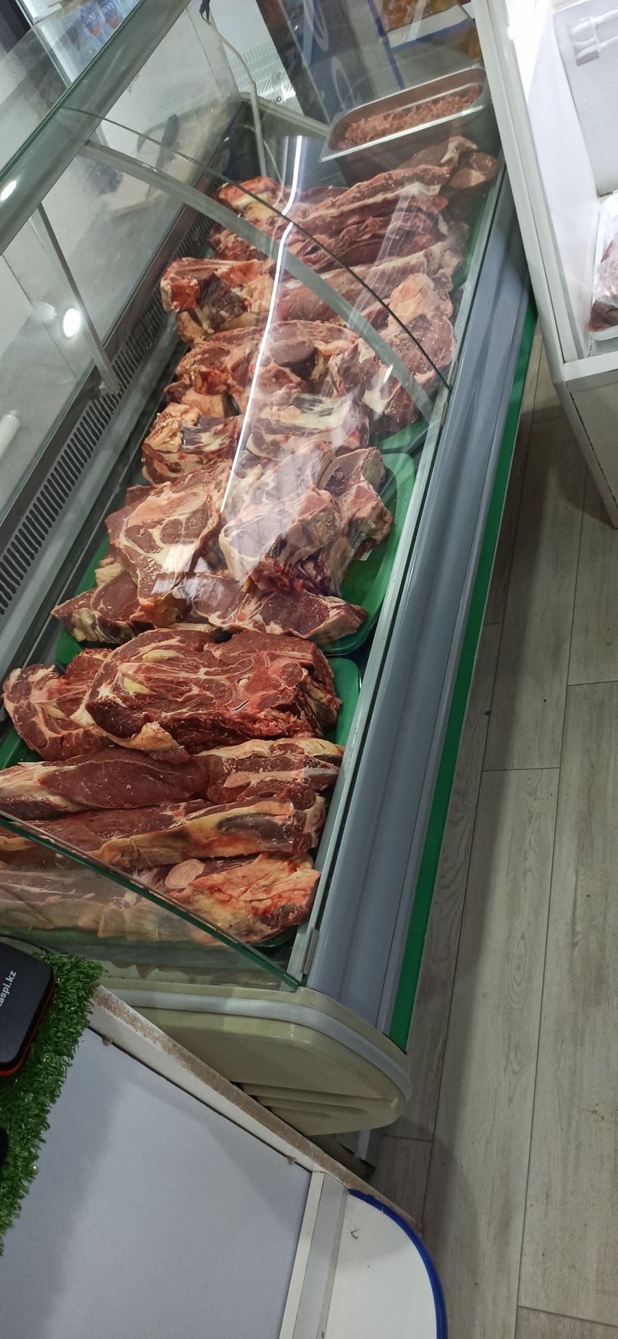 Магазин продуктов питания и мясных маринадов