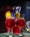 Кафе с большой базой