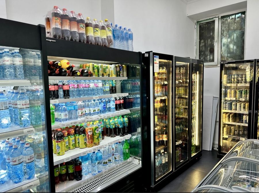 Продуктовый магазин-кафе с цехом