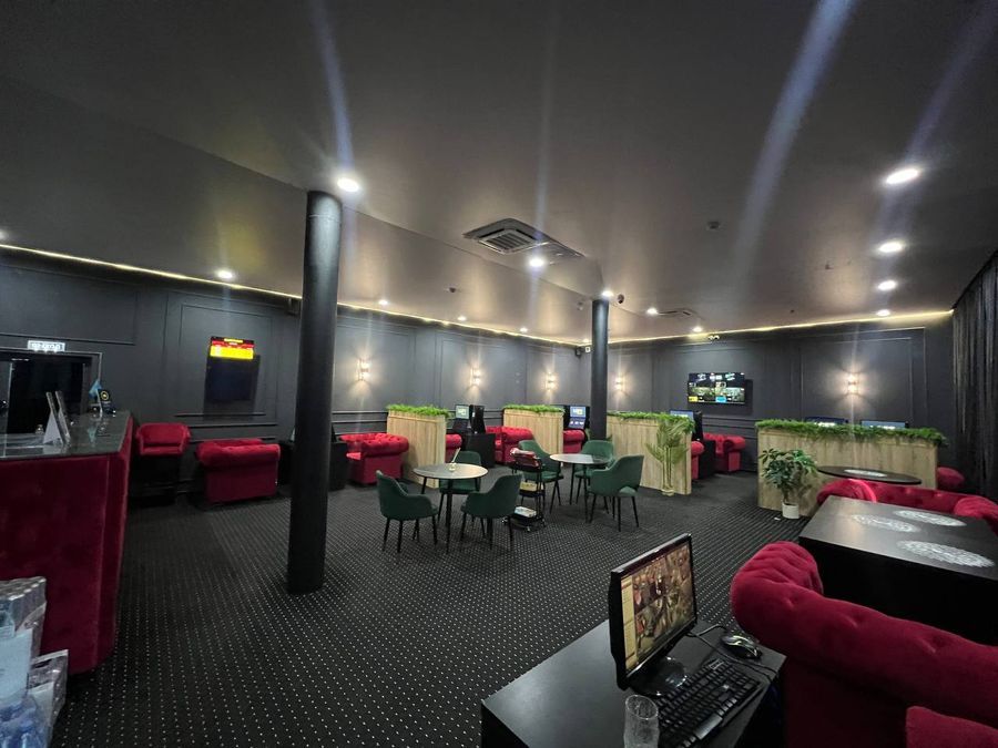 Aнтикaфe Loft Park