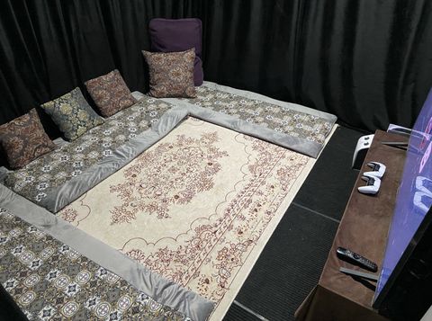 PS 5 Club в центре города