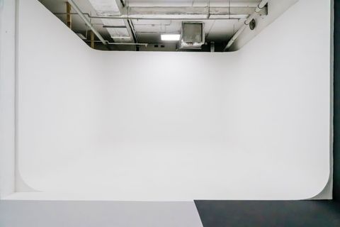 Готовая фотостудия в БЦ с отдельным входом