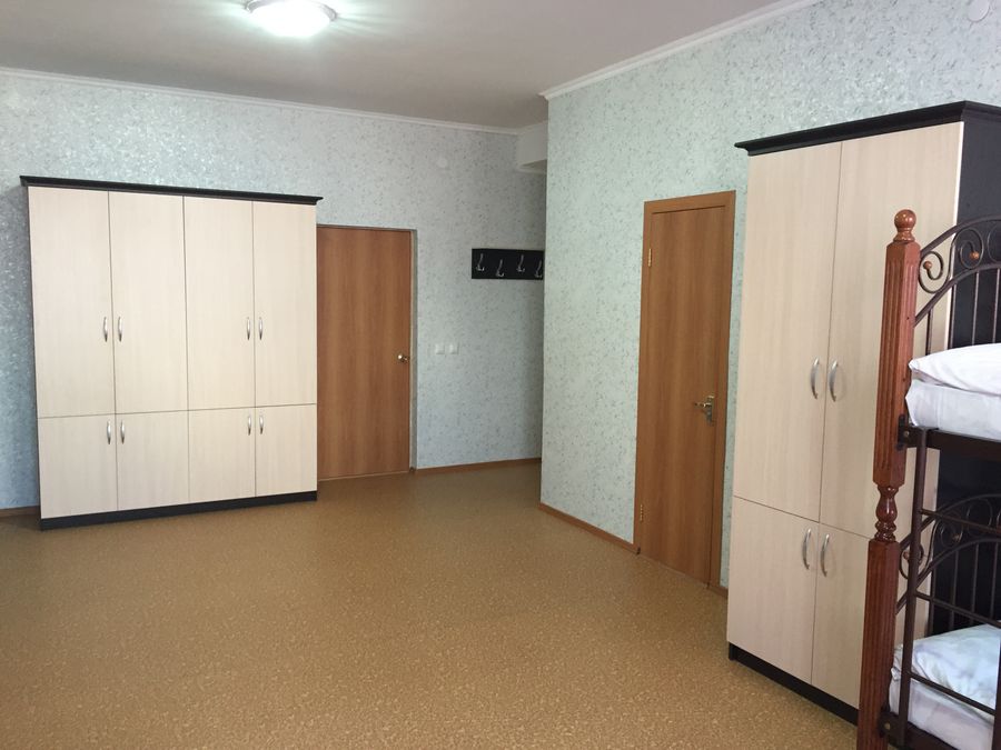 Компания со зданием 5 200 кв.м.