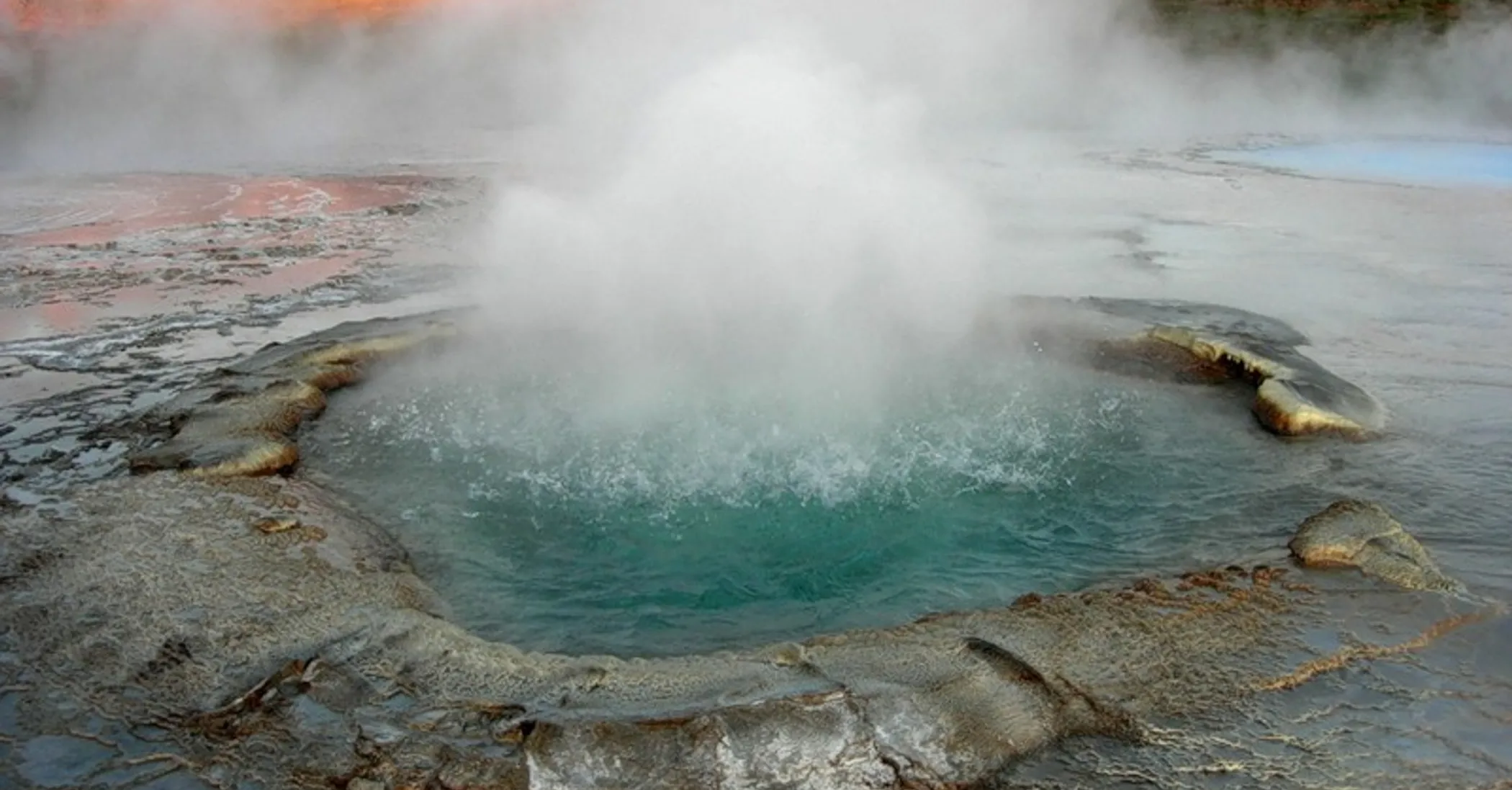 Как формируются термальные источники: геология подземного тепла