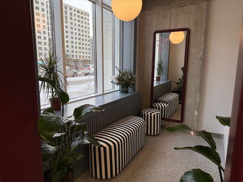 MEET ME — Красота, которая приносит прибыль