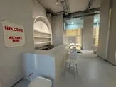 Новый салон красоты и кофейня