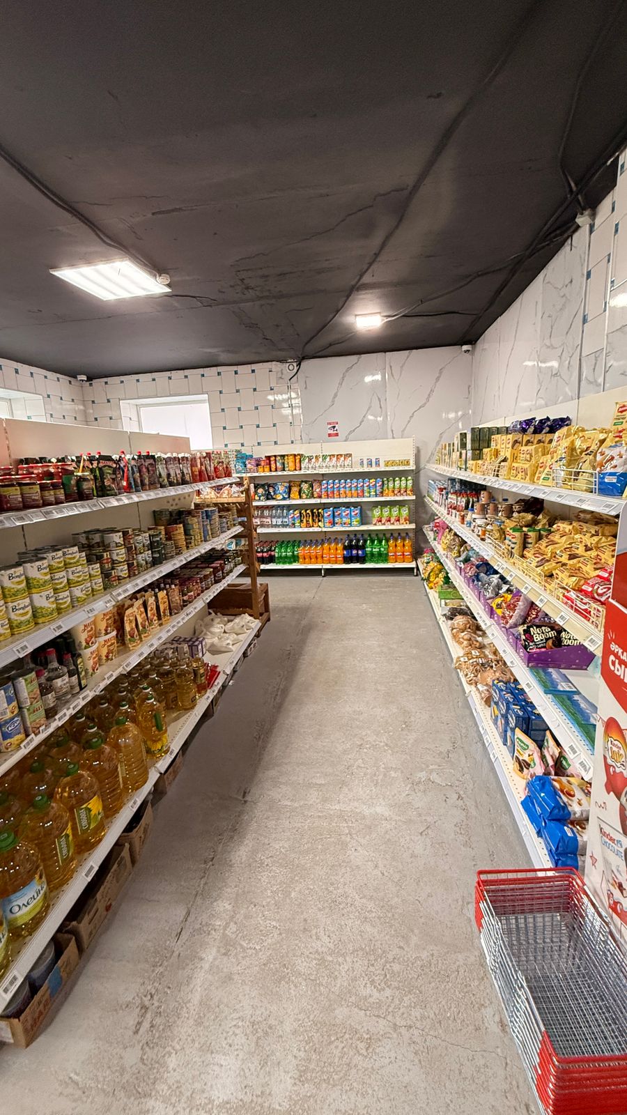 Продуктовый мини-маркет в торговом центре
