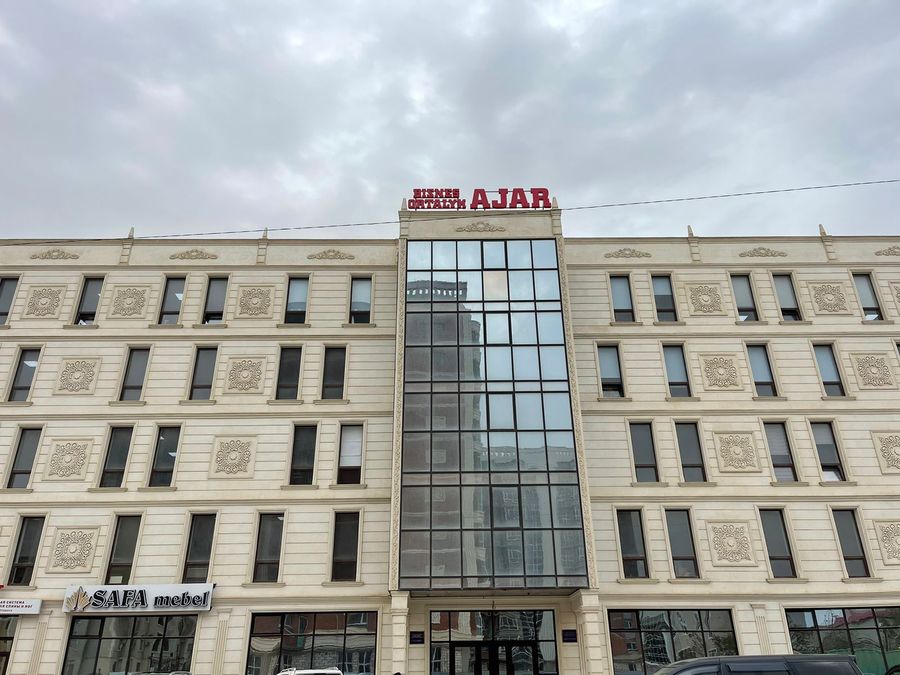 Бизнес центр с действующими арендаторами