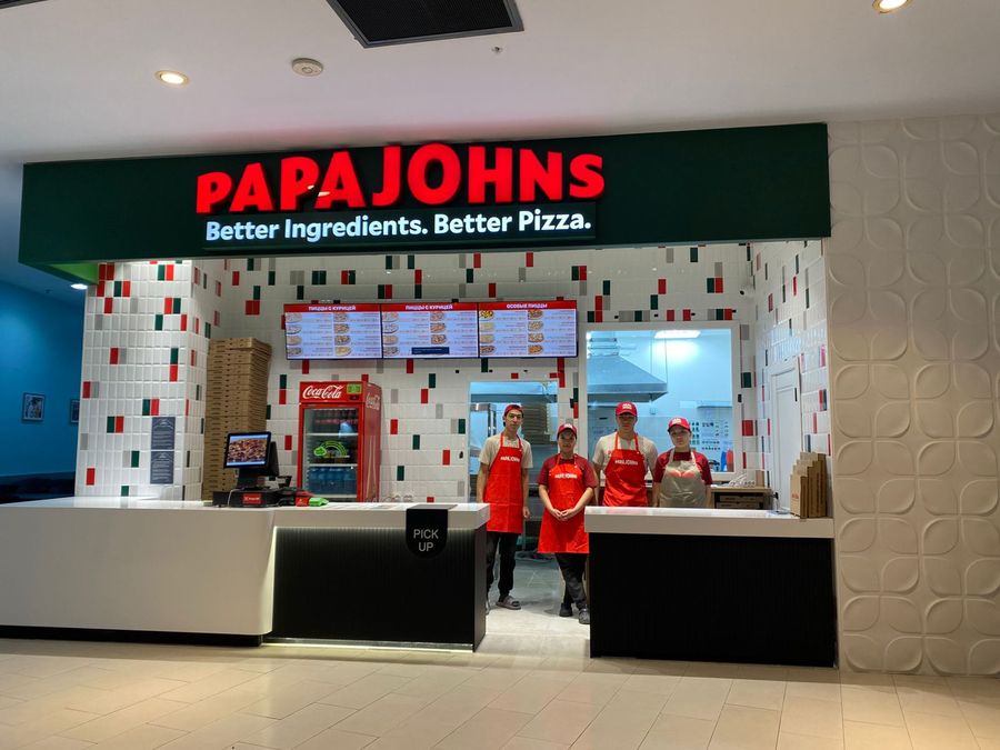 Популярная сеть пиццерий Papa John’s в Астане