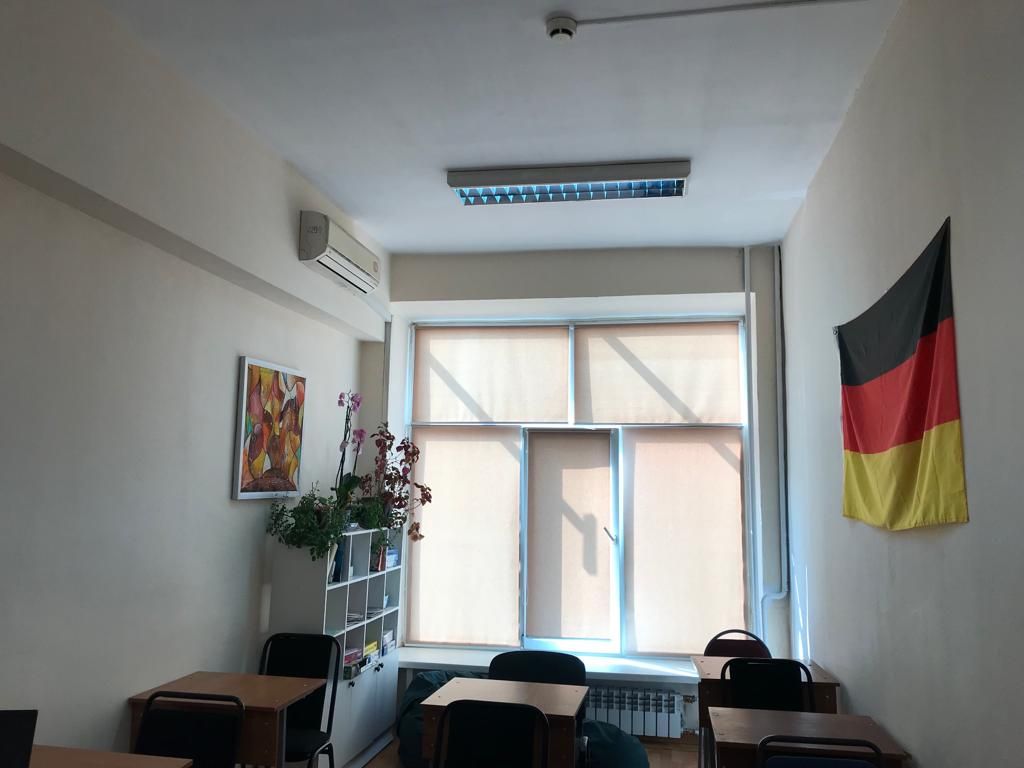 Языковая школа в центре Алматы