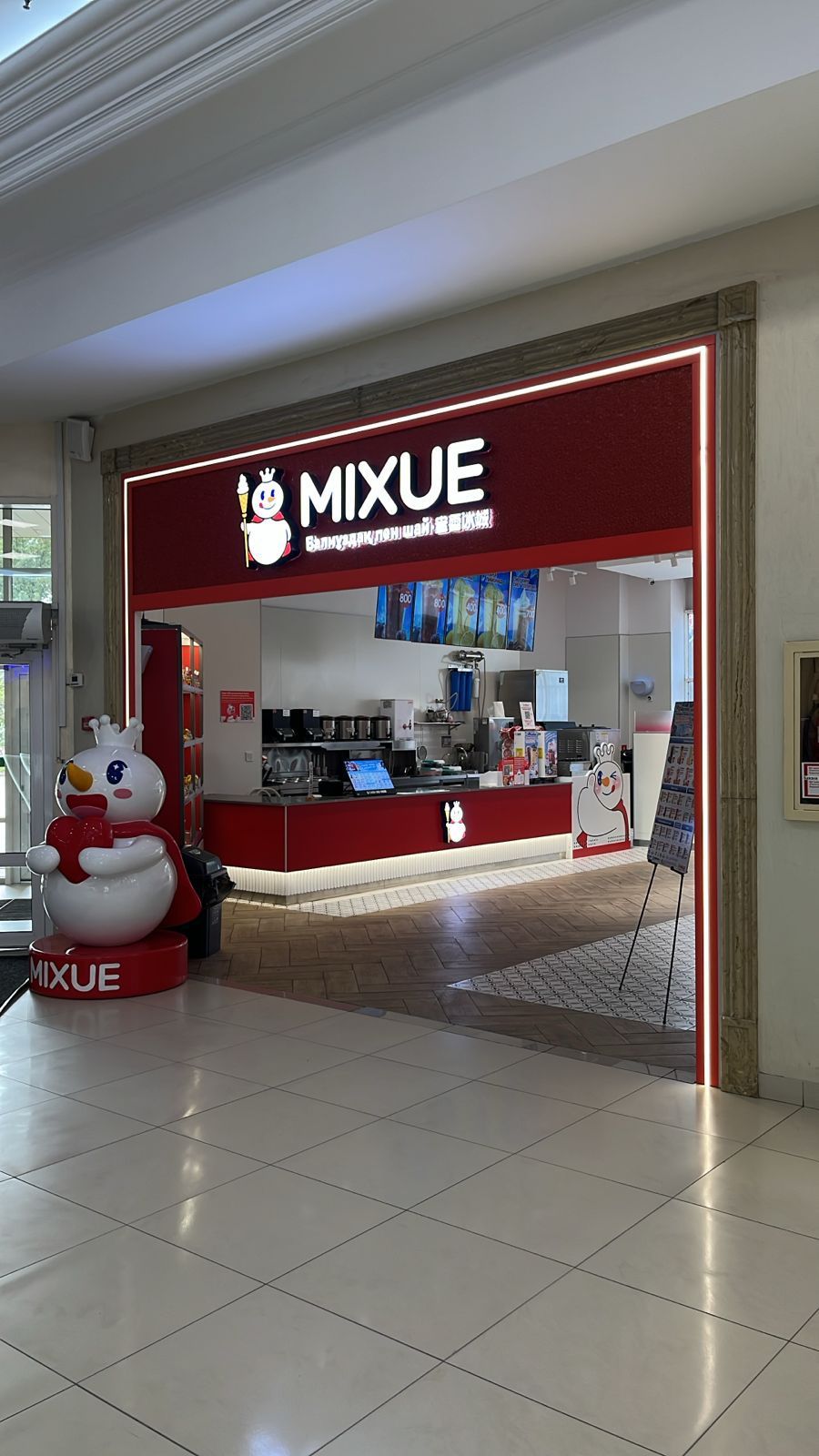 4 точки Mixue в самых топовых ТРЦ страны