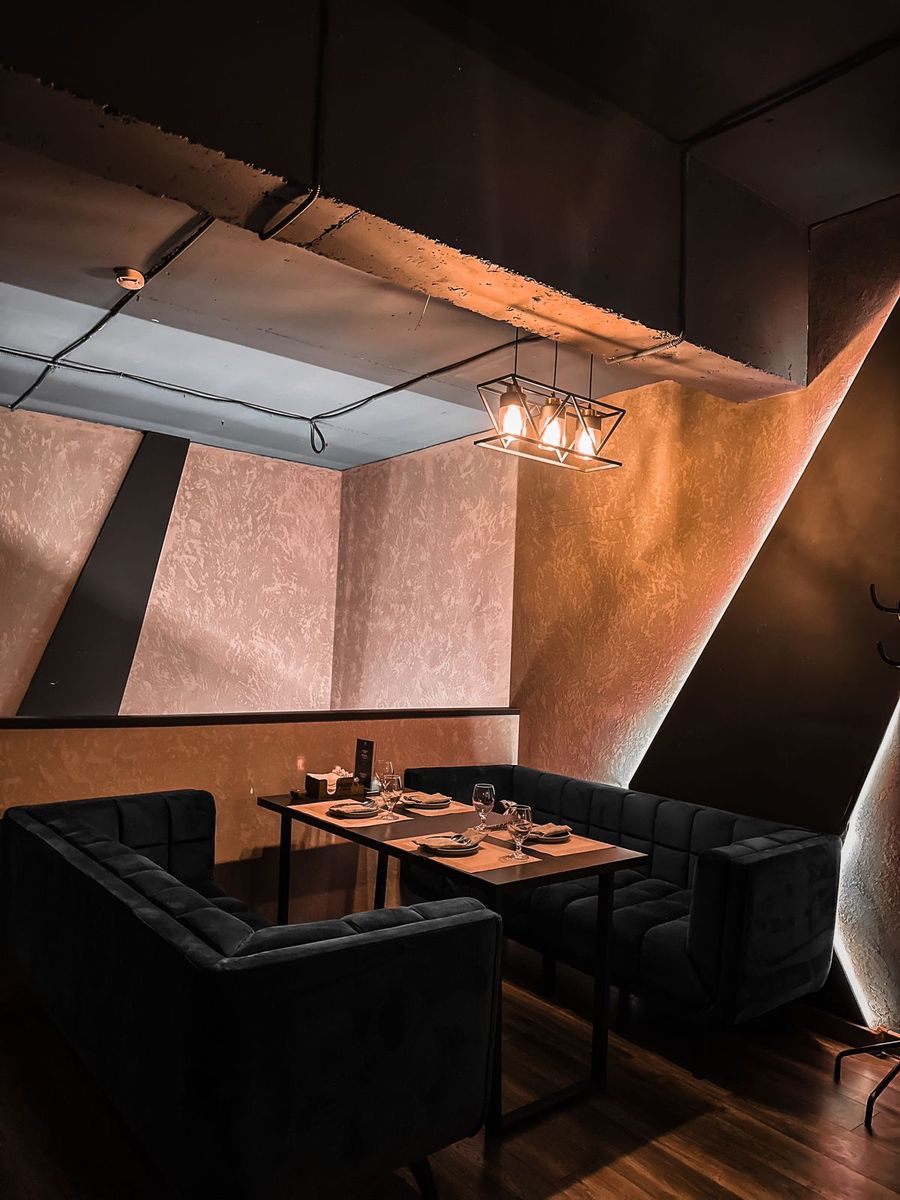 Lounge bar