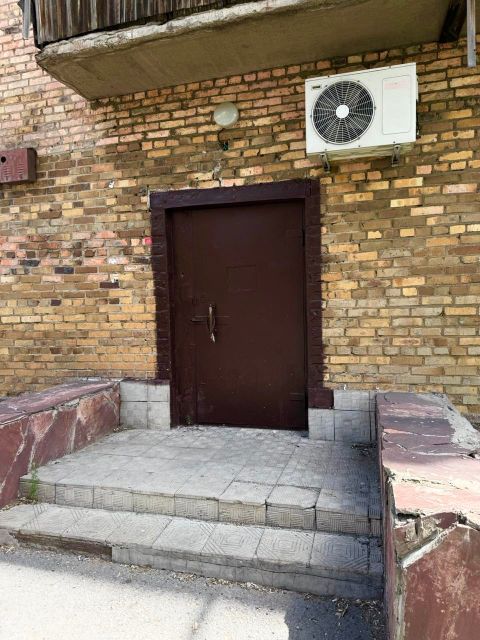 Коммерческое помещение 257 м²