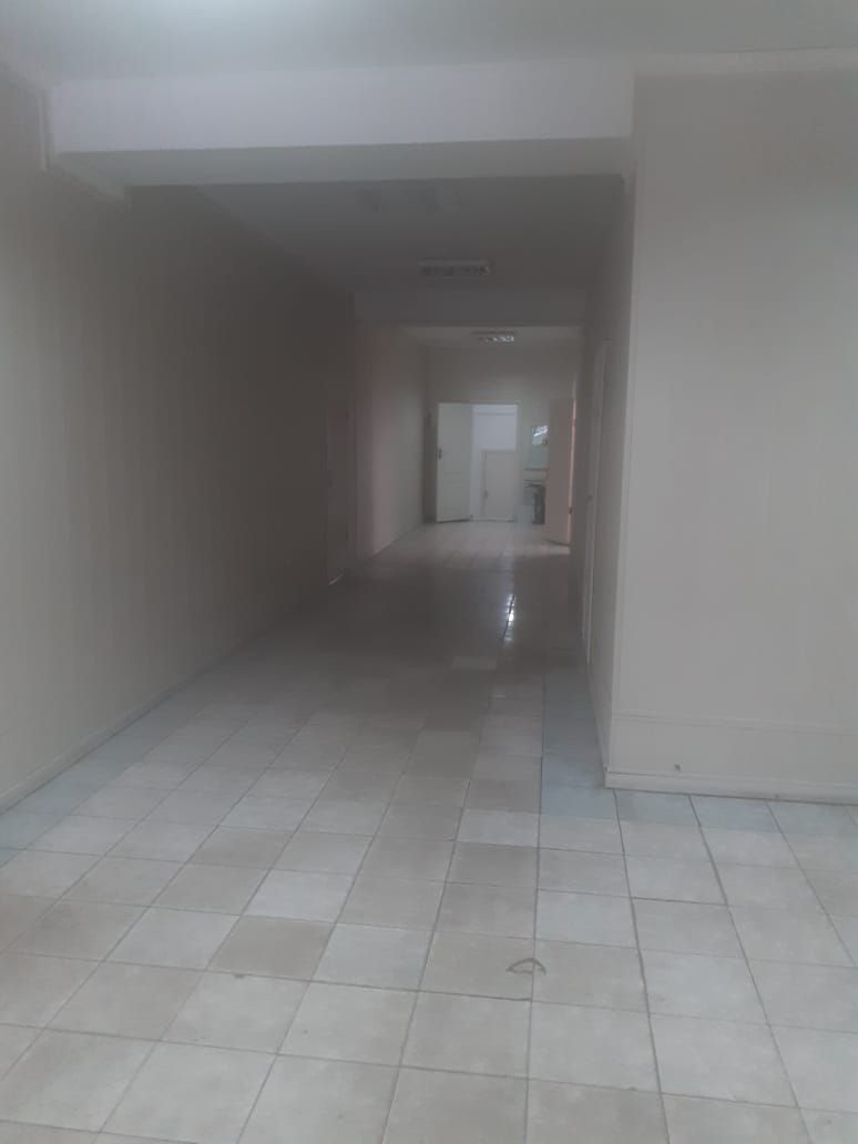 Офисное помещение 400 квадратов.