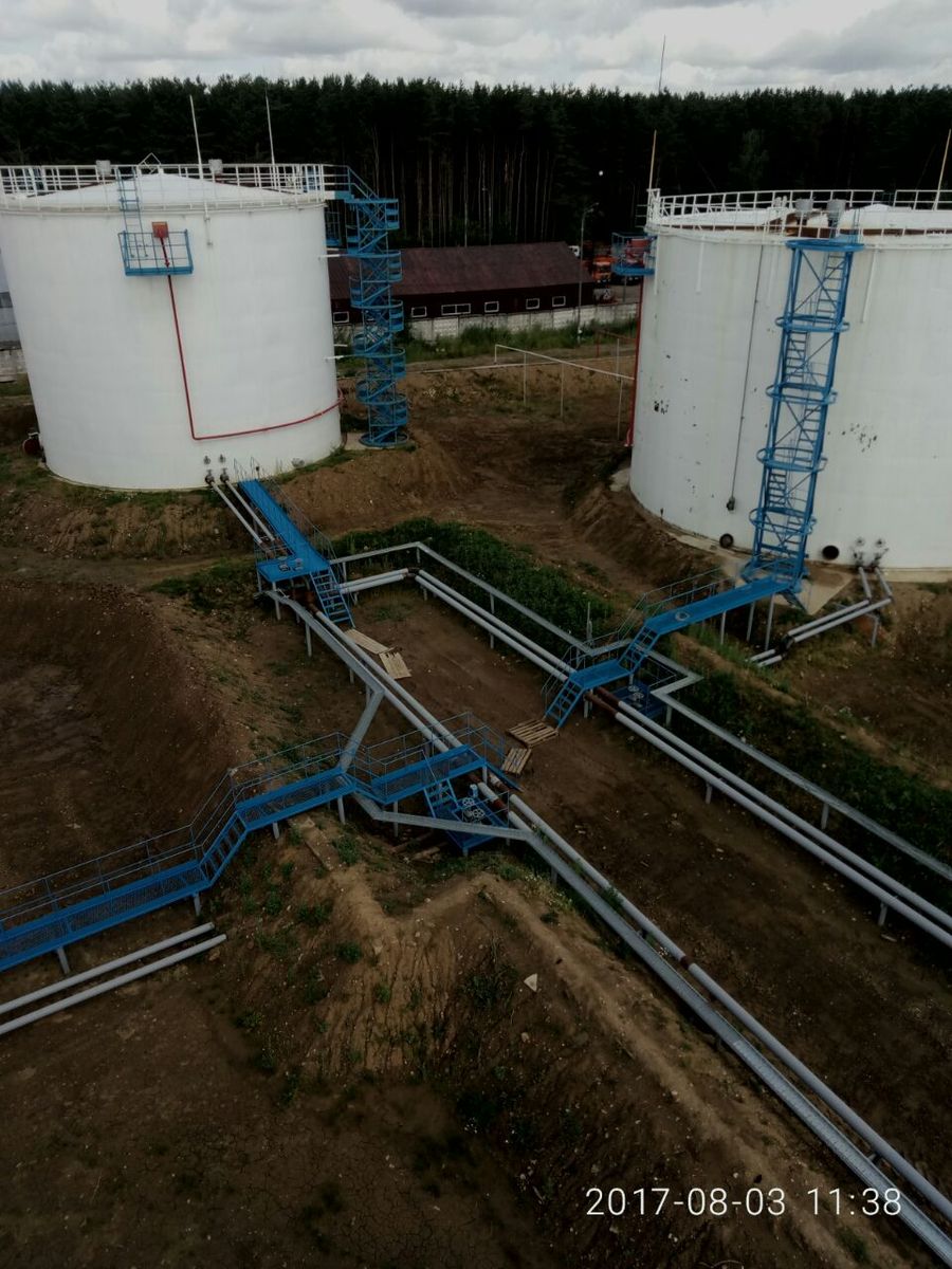 Нефтебаза по хранению и перевалке светлых неф