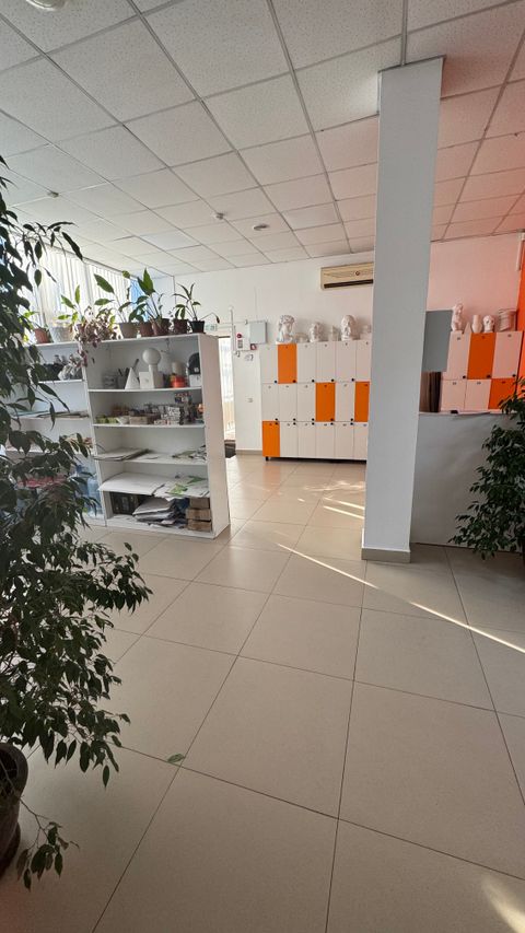 Образовательный центр