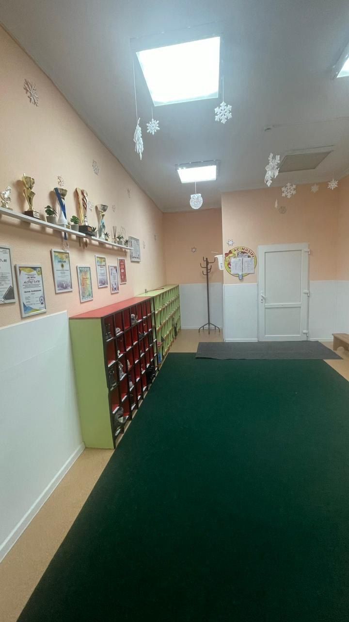 Детский сад со зданием