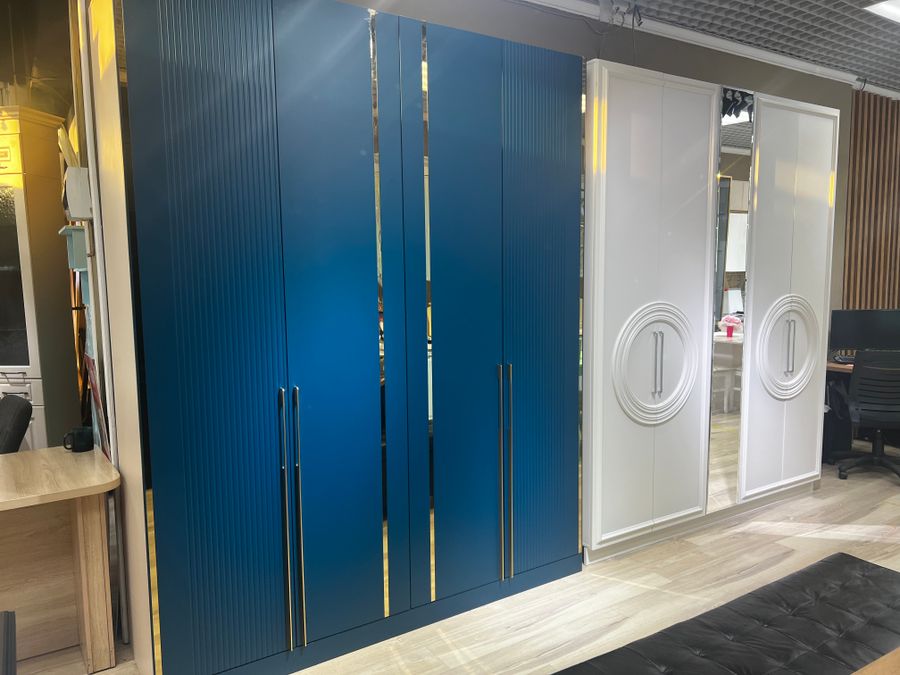 Мебельный бизнес в крупном торговом центре