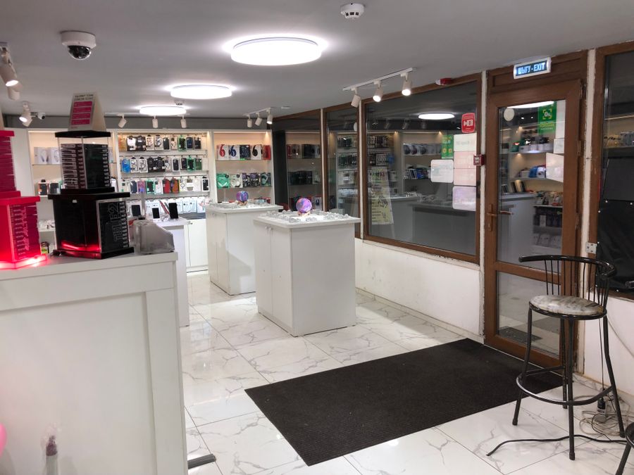 Салон связи в хорошом месте