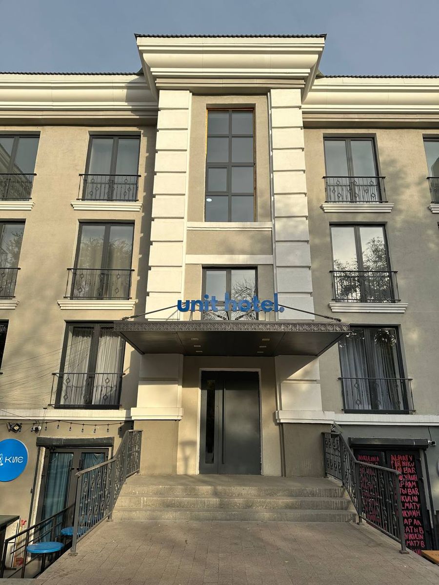 Гостиница в золотом квадрате Unit Hotel