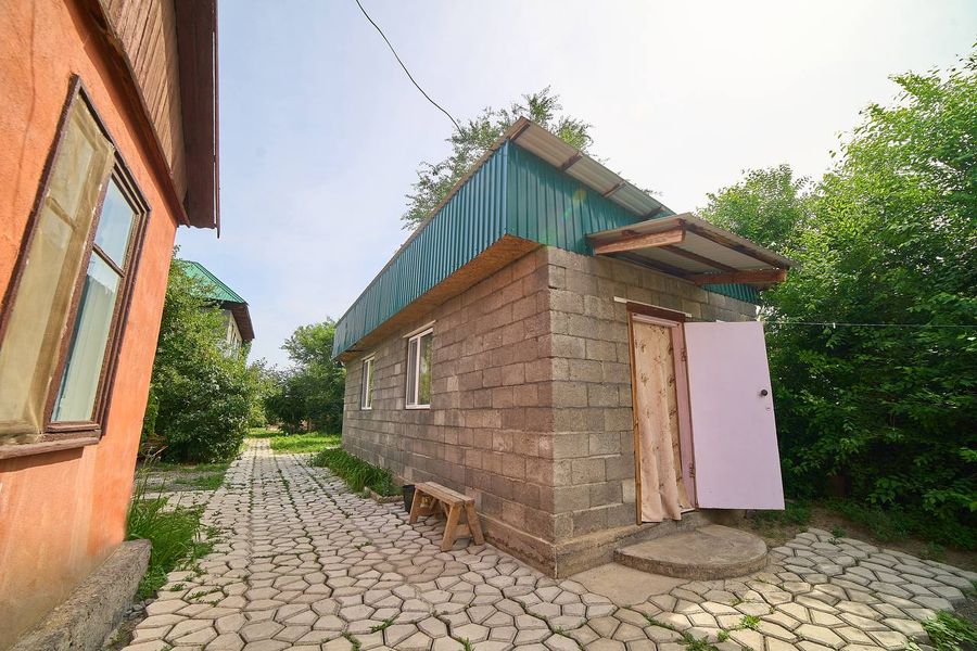 Гостевой комплекс на озере Алаколь