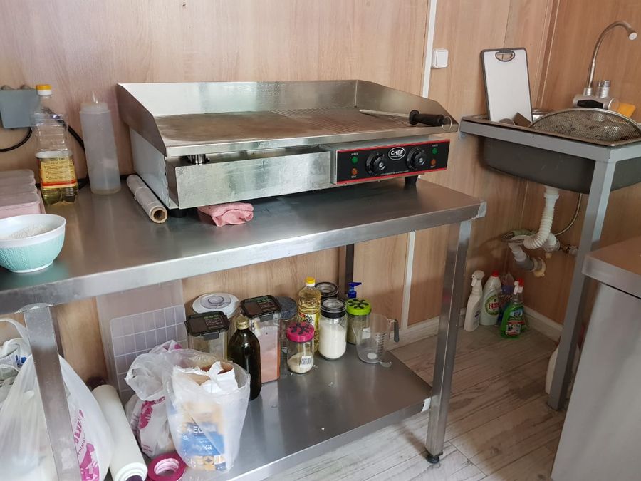 Киоск оборудованный под пиццерию