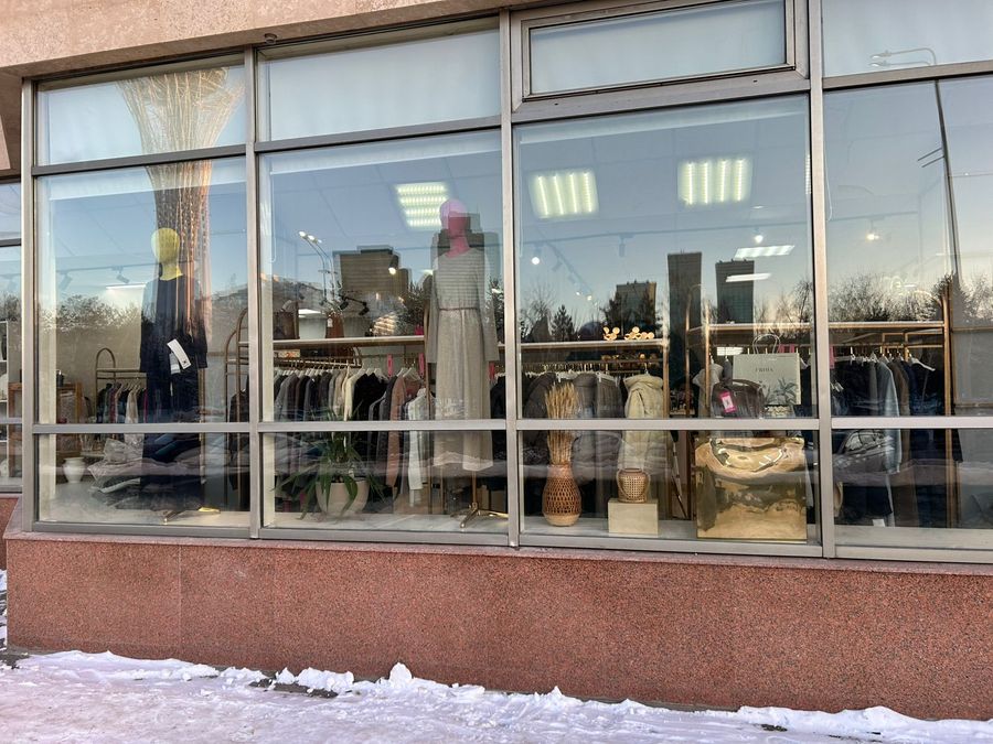 Действующий магазин женской одежды
