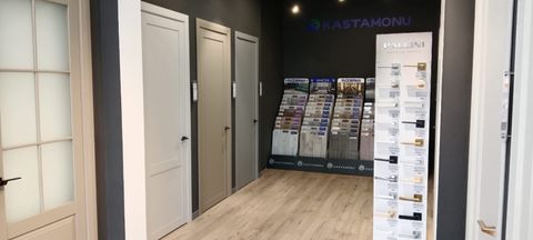 Магазин межкомнатных дверей и ламината