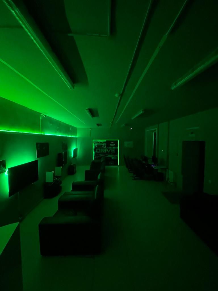 Play Station club