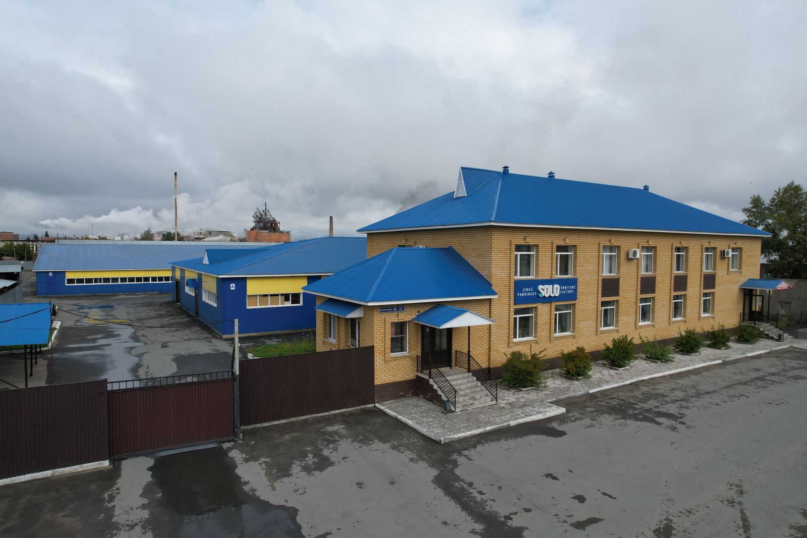 Мебельная фабрика