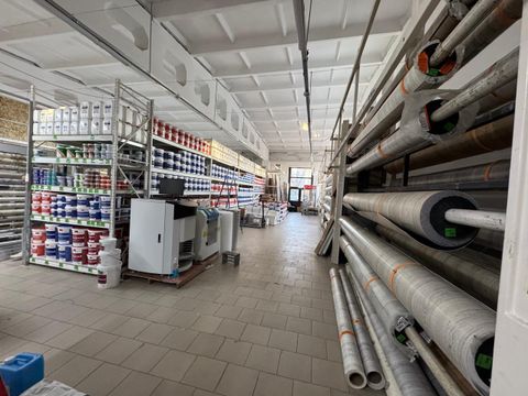 Магазин с арендаторами