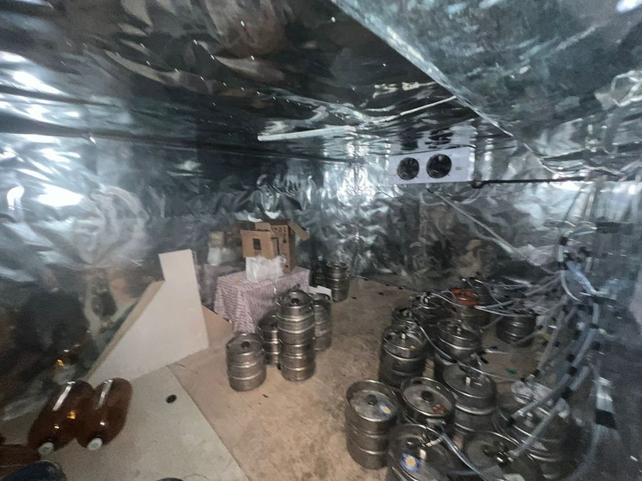 Мини-маркет и магазин разливных напитков
