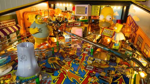 Игровой аппарат The Simpsons – Stern Pinball