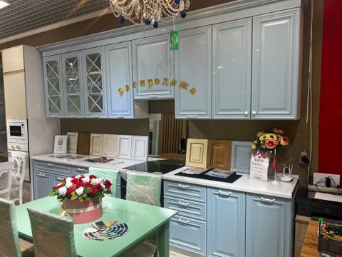 Мебельный бизнес в крупном торговом центре
