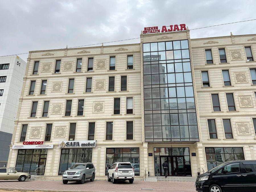 Бизнес центр с действующими арендаторами