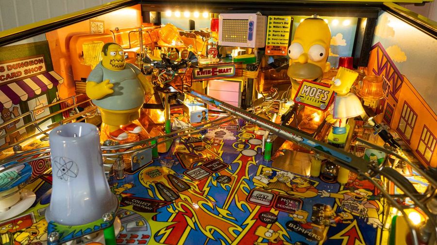 Игровой аппарат The Simpsons – Stern Pinball