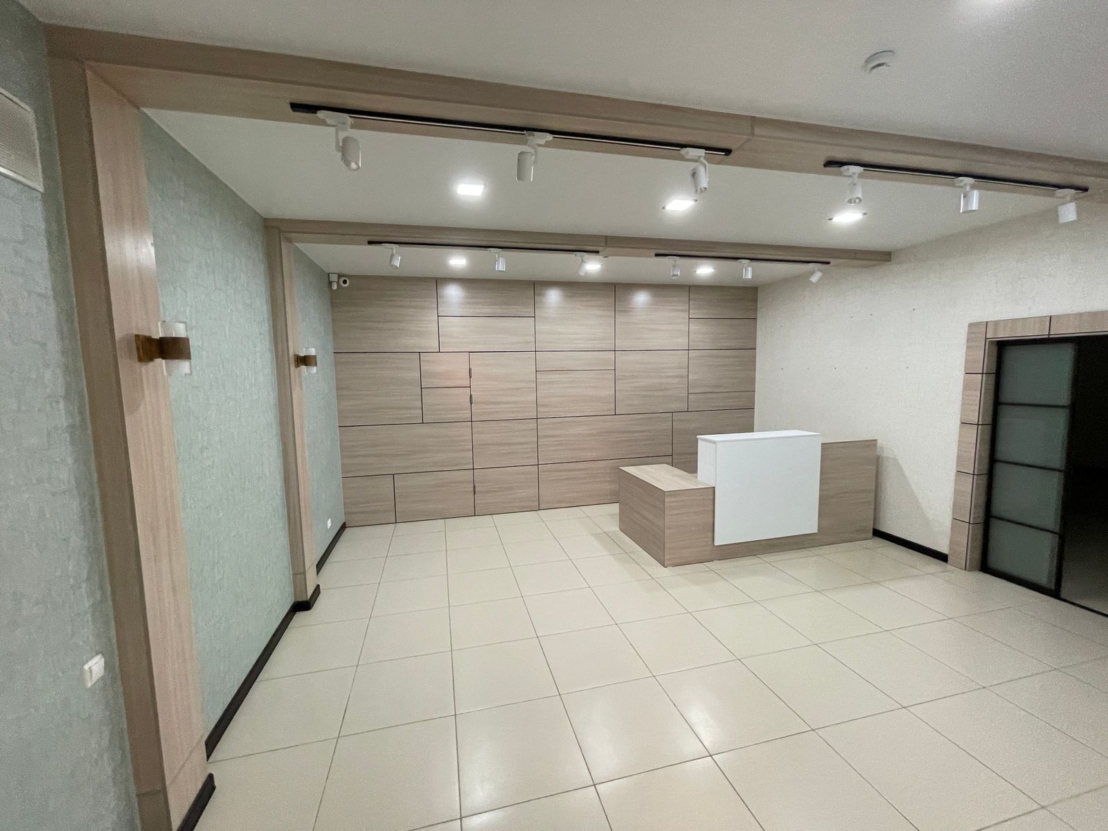 Готовое помещение 260,7 м2 в центре г. Актау